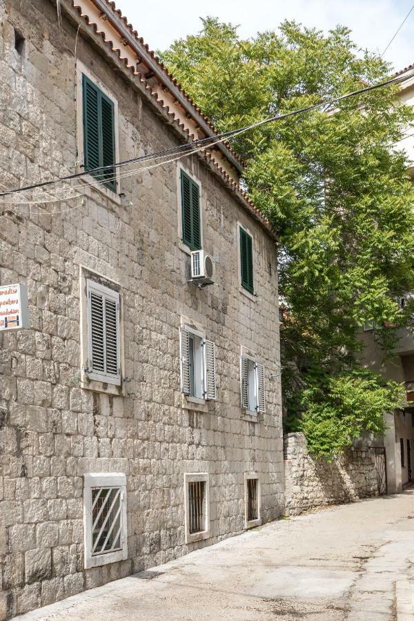 Studio Nana - By Golden Gate In Old Town سبليت المظهر الخارجي الصورة